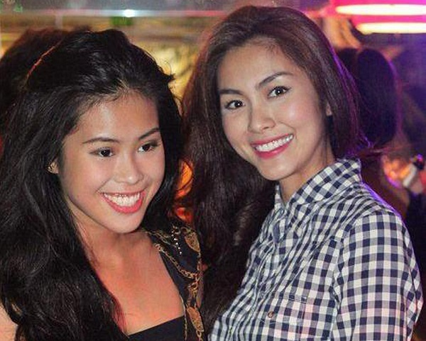 Rich kid Tiên Nguyễn và những lần đọ sắc với Hà Tăng: Cặp chị dâu - em chồng như 2 giọt nước- Ảnh 2. Rich kid Tiên Nguyễn và những lần đọ sắc với Hà Tăng: Cặp chị dâu - em chồng như 2 giọt nước- Ảnh 2.