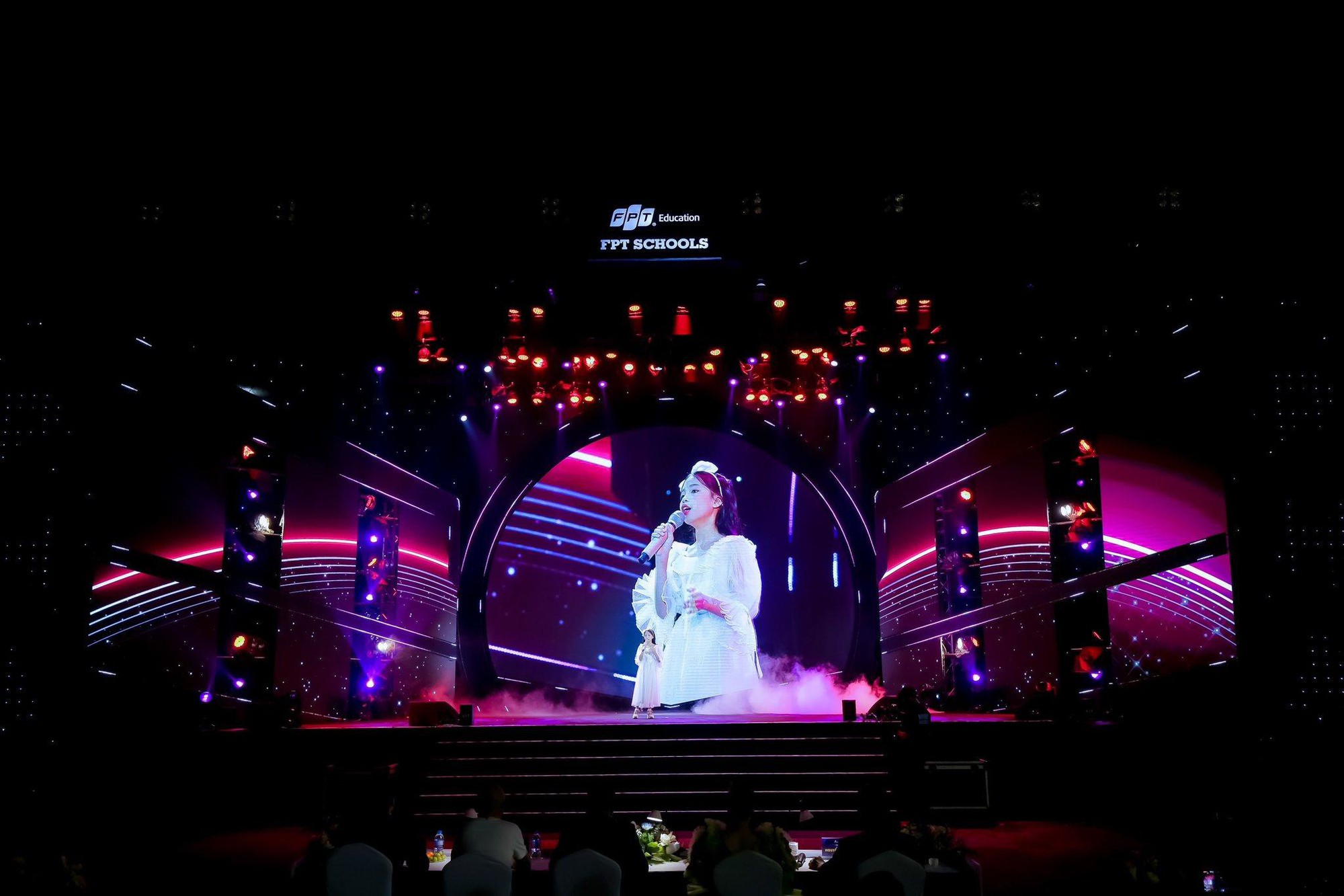 Chấn động: Lần đầu tiên FPT Schools “chơi lớn” đến mức này!- Ảnh 2. Chấn động: Lần đầu tiên FPT Schools “chơi lớn” đến mức này!- Ảnh 2.