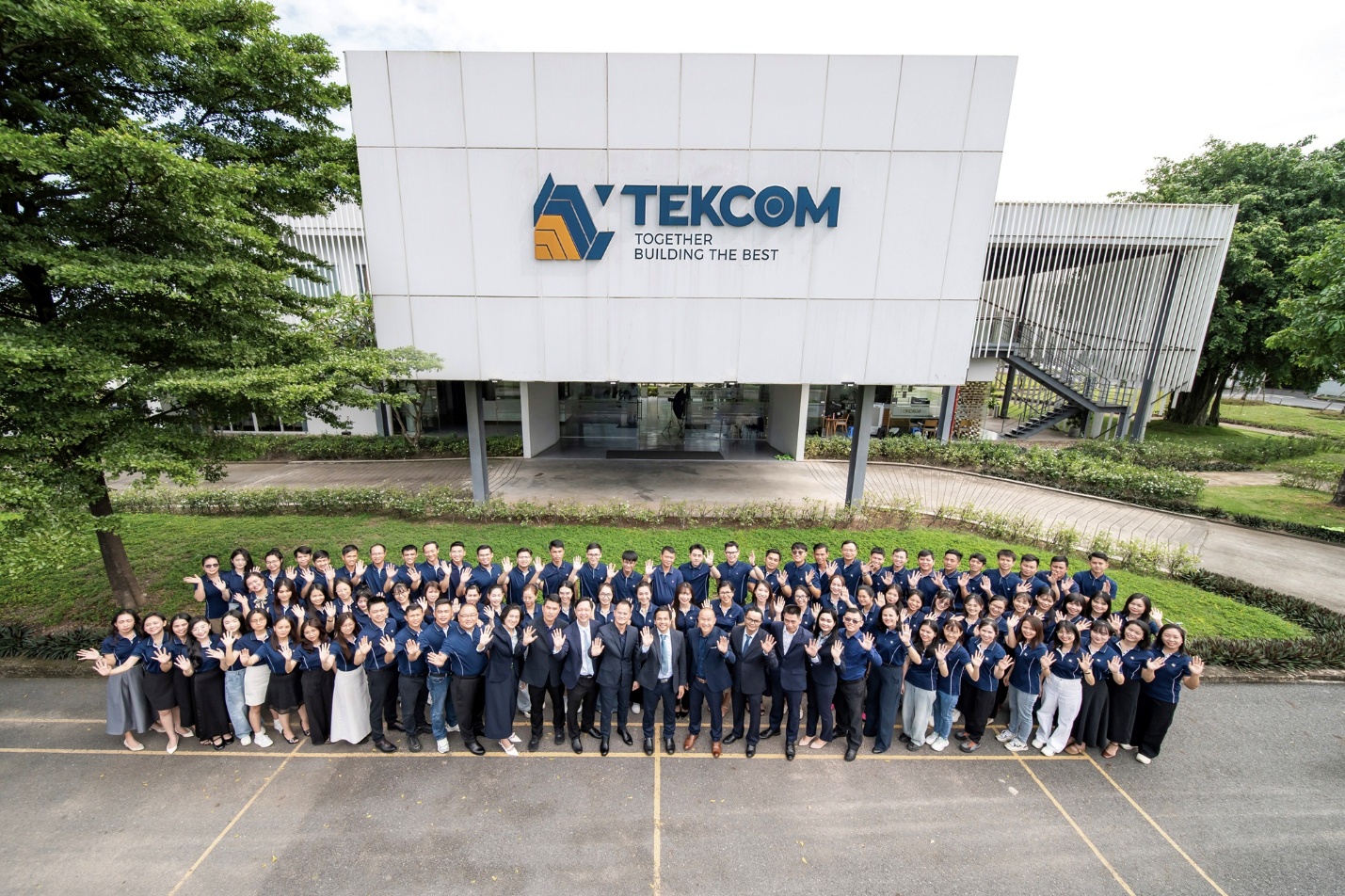 Hé lộ bức thư CEO TEKCOM: Những điều chưa kể về hành trình 20 năm- Ảnh 4. Hé lộ bức thư CEO TEKCOM: Những điều chưa kể về hành trình 20 năm- Ảnh 4.