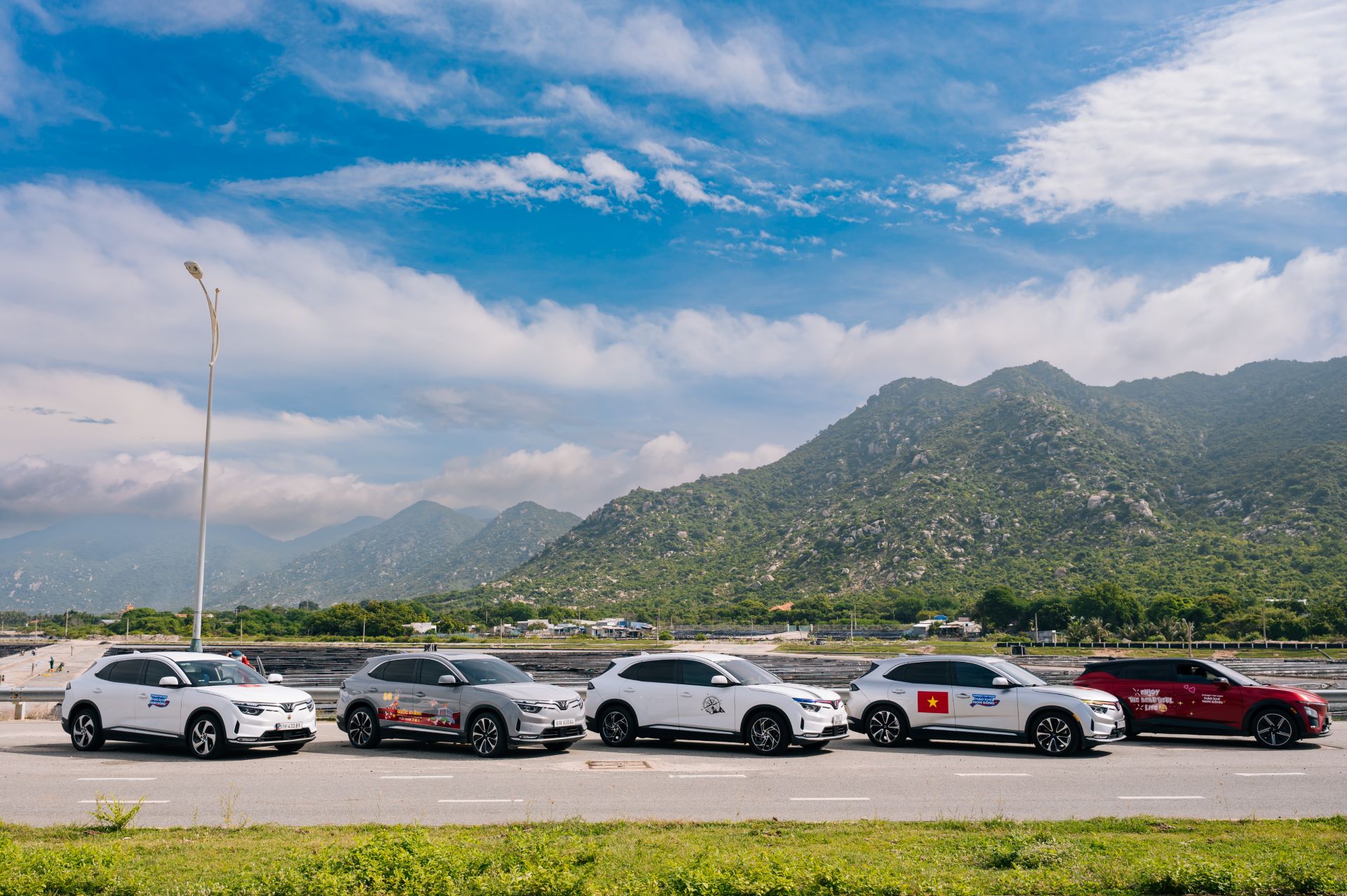 Khách hàng tiên phong kể chuyện VF 8: 3 năm từ tân binh đến ngôi sao phân khúc SUV 5 chỗ- Ảnh 2.