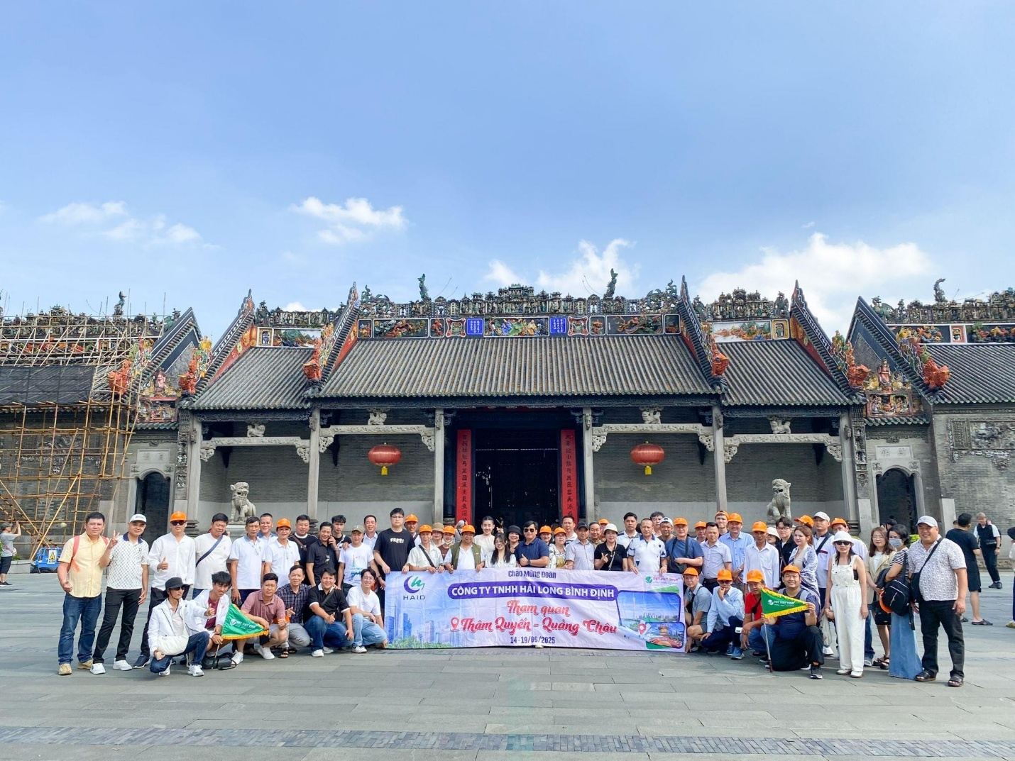 Mừng sinh nhật thứ 24 và nhận cú đúp giải thưởng - Đất Việt Tour mở đại tiệc tri ân- Ảnh 4.