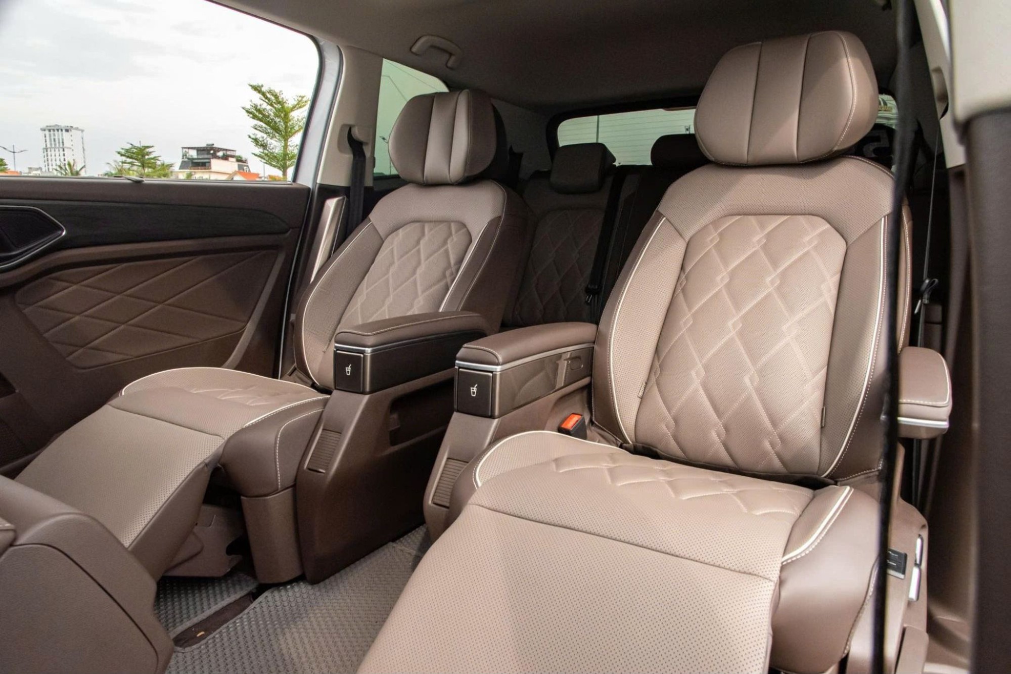 7 điểm khiến Volkswagen Viloran thành Xe Gia đình của năm 2025- Ảnh 3.