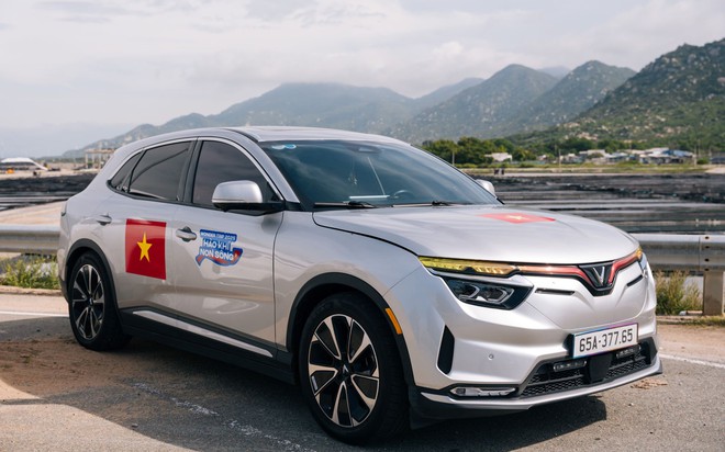 Khách hàng tiên phong kể chuyện VF 8: 3 năm từ tân binh đến ngôi sao phân khúc SUV 5 chỗ- Ảnh 1.