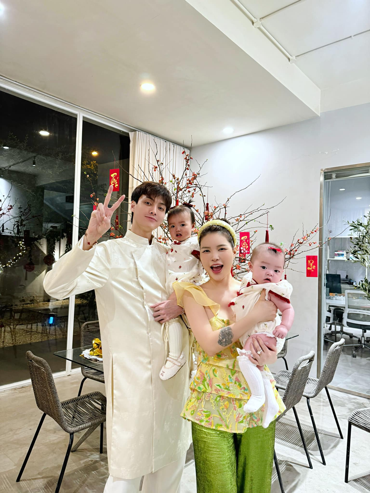 Cho con học trường quốc tế với học phí 400 triệu/năm, bố bỉm Tuấn Dương "toát mồ hôi hột" vì một điều khác biệt- Ảnh 8.