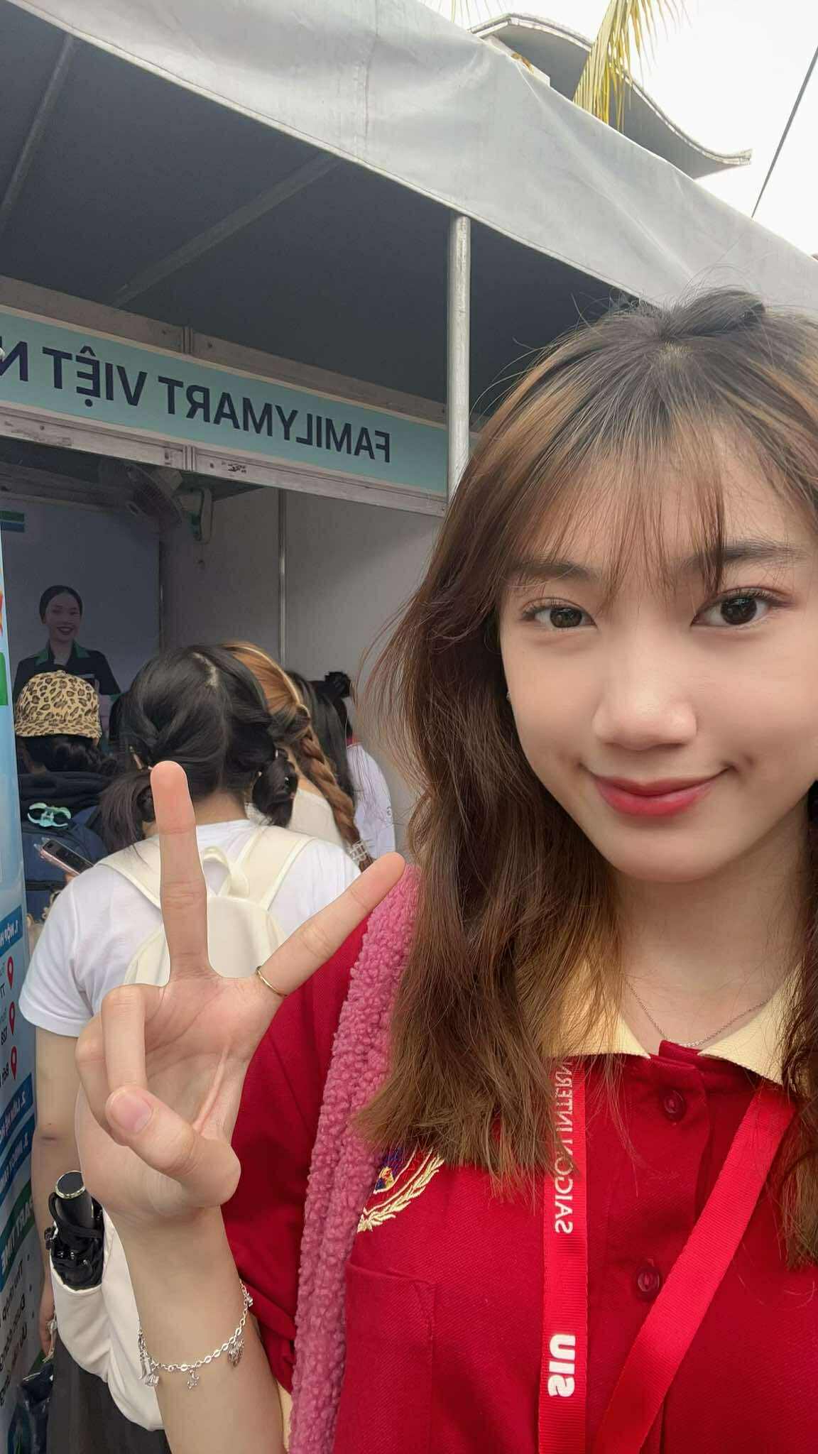 Ngày hội việc làm SIU Career Fair 2025: Cánh cửa nghề nghiệp mở rộng cho học sinh và sinh viên- Ảnh 6. Ngày hội việc làm SIU Career Fair 2025: Cánh cửa nghề nghiệp mở rộng cho học sinh và sinh viên- Ảnh 6.