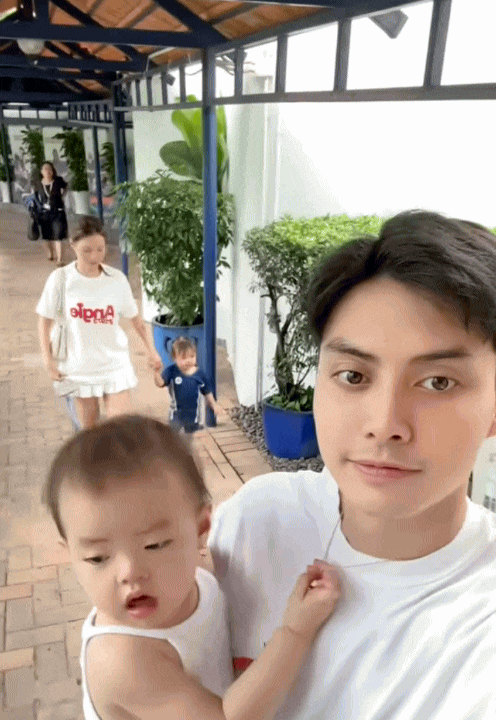 Cho con học trường quốc tế với học phí 400 triệu/năm, bố bỉm Tuấn Dương "toát mồ hôi hột" vì một điều khác biệt- Ảnh 2.