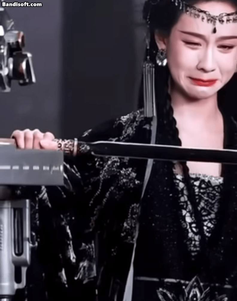 Gương mặt méo mó gây sốc của bản sao Lưu Diệc Phi: Thế này mà đòi là thần tiên tỷ tỷ- Ảnh 3. Gương mặt méo mó gây sốc của bản sao Lưu Diệc Phi: Thế này mà đòi là thần tiên tỷ tỷ- Ảnh 3.