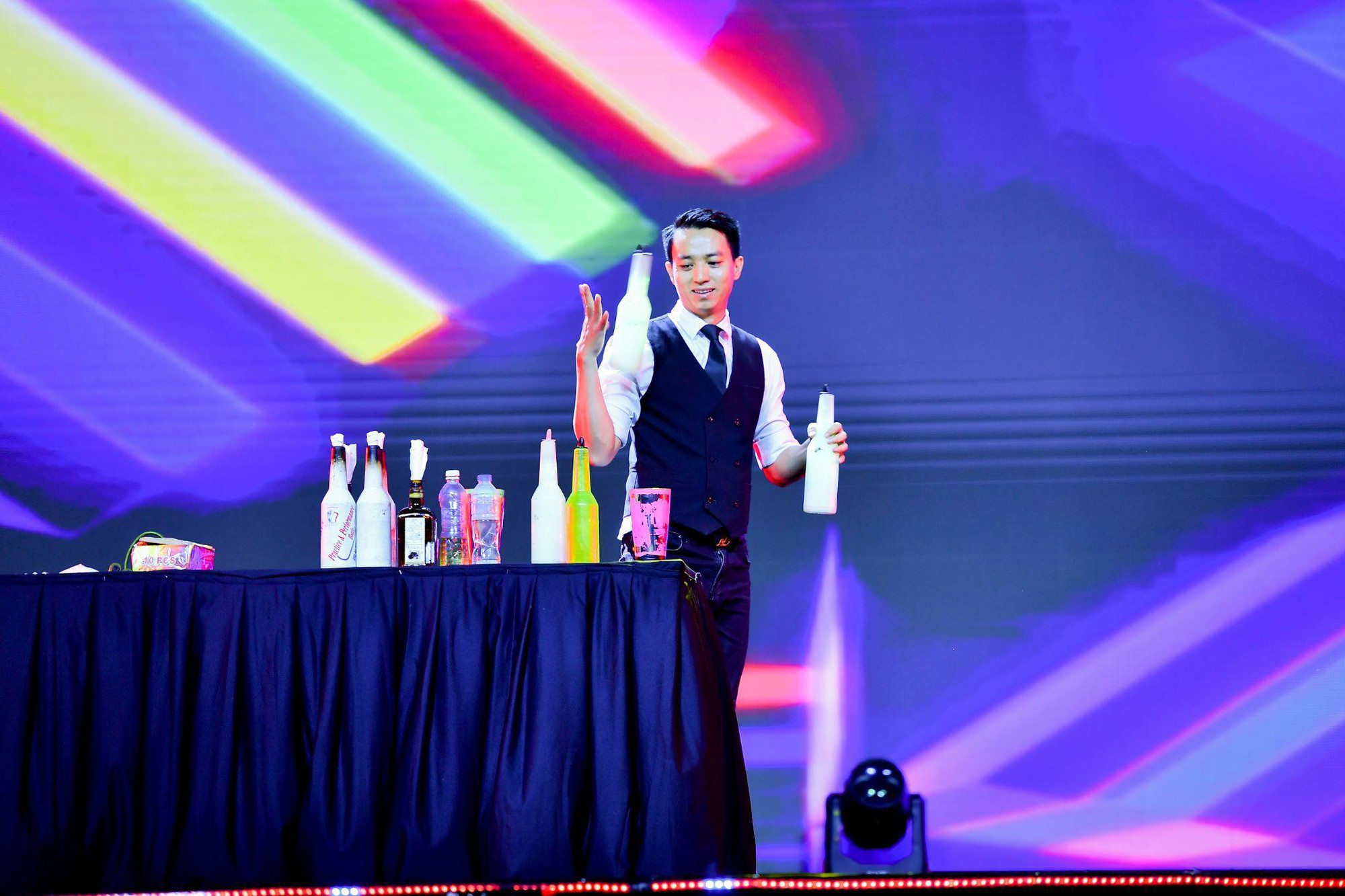 Lễ hội B.Fest 2025 tạo không gian giao lưu văn hóa kết nối đa thế hệ tại Hải Phòng- Ảnh 1. Lễ hội B.Fest 2025 tạo không gian giao lưu văn hóa kết nối đa thế hệ tại Hải Phòng- Ảnh 1.