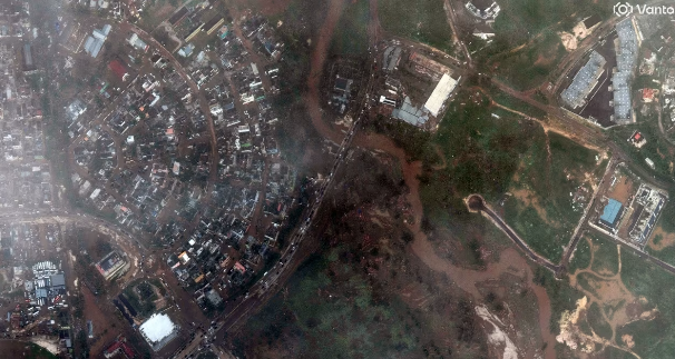 Ảnh vệ tinh trước - sau cho thấy siêu bão Melissa càn quét thế nào: "Đó là trải nghiệm kinh hoàng nhất trong đời tôi"- Ảnh 6. Ảnh vệ tinh trước - sau cho thấy siêu bão Melissa càn quét thế nào: "Đó là trải nghiệm kinh hoàng nhất trong đời tôi"- Ảnh 6.