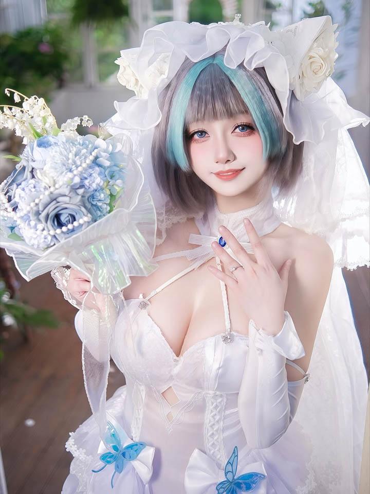 Diện váy cô dâu ngọt ngào, nữ coser lại khiến fan “bùng nổ thị giác”- Ảnh 5. Diện váy cô dâu ngọt ngào, nữ coser lại khiến fan “bùng nổ thị giác”- Ảnh 5.