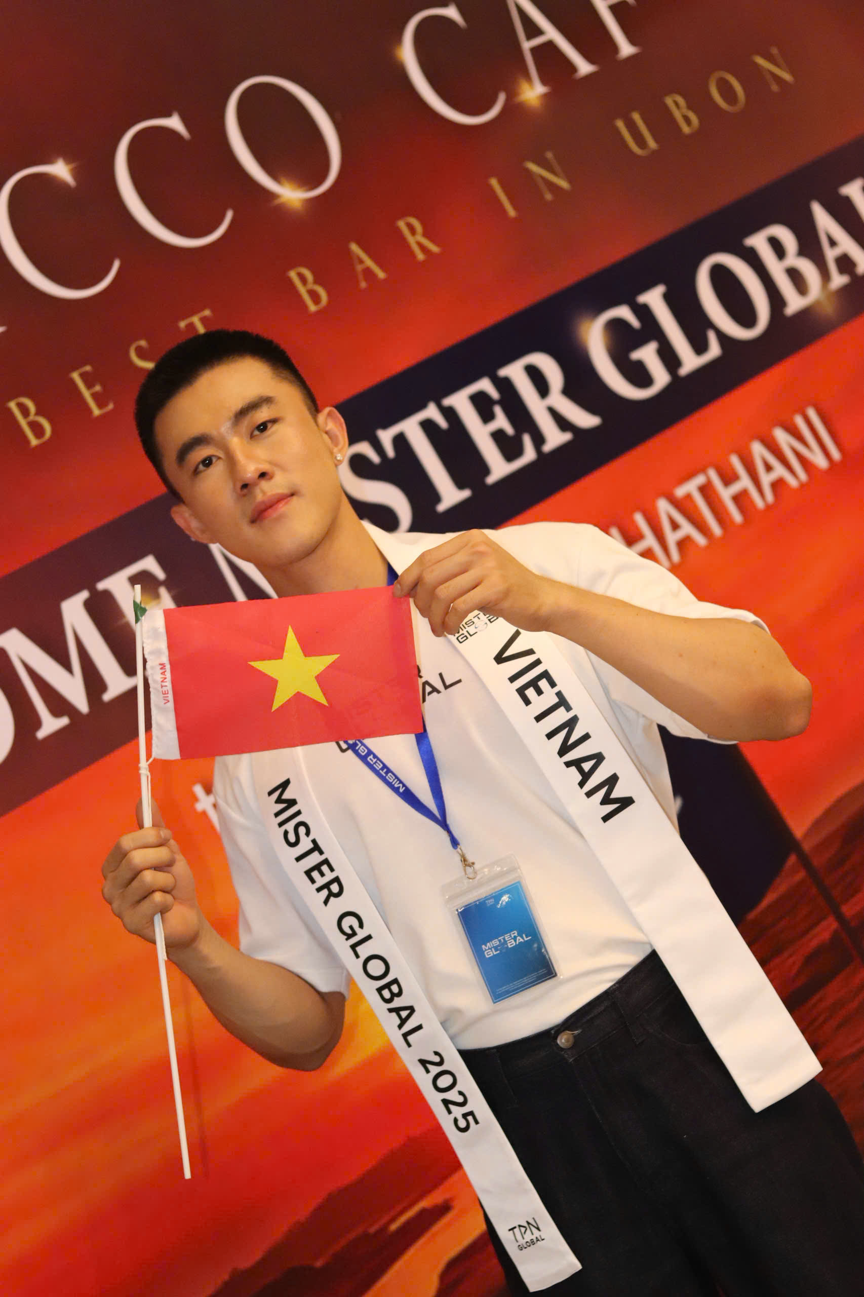 Đoàn Công Vinh sẵn sàng cho đêm Bán kết Mister Global 2025, tự tin chinh phục bằng “Đầu cơ nghiệp”- Ảnh 2.