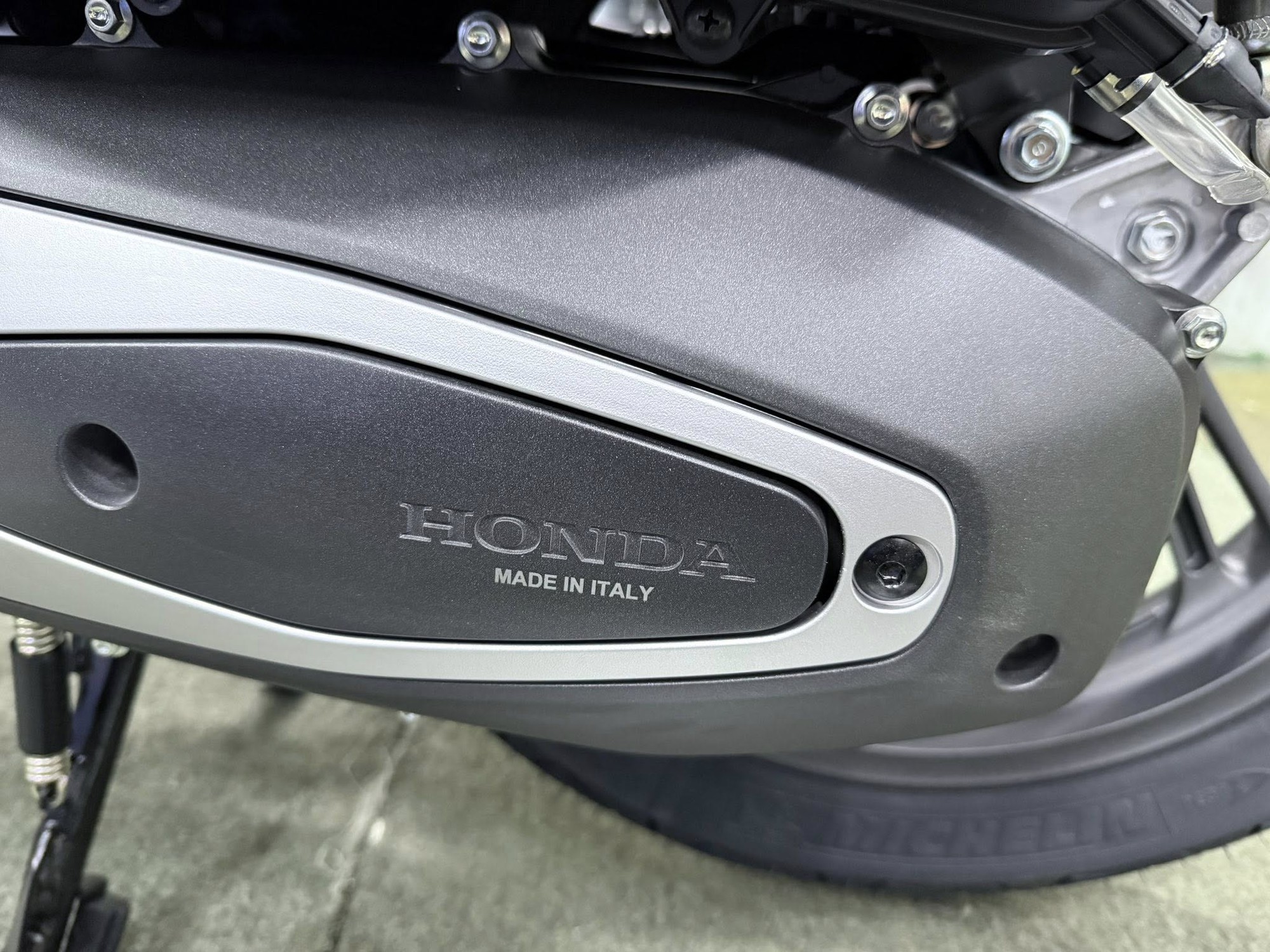 Xe tay ga Honda nhiều người mê vừa về màu mới cực đẹp, đi gần 45km hết 1 lít xăng, phanh ABS trước-sau- Ảnh 5.