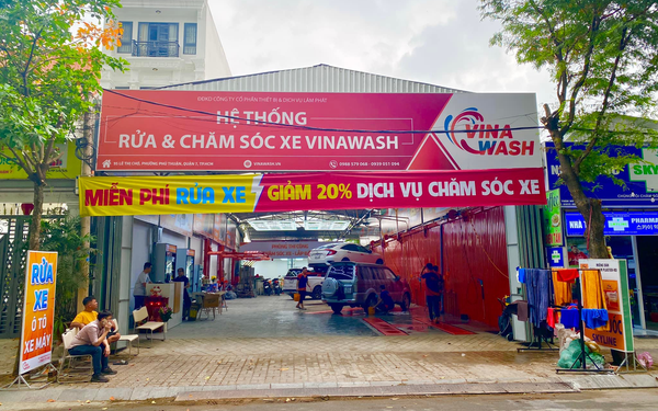 Từ người thợ rửa xe đến ông chủ chuỗi trung tâm chăm sóc ô tô- Ảnh 1.