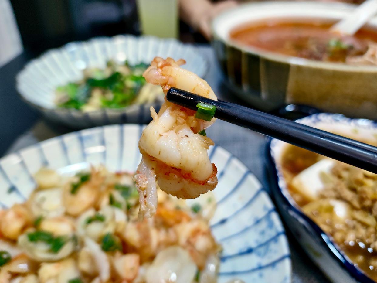 Bữa tối có 4 món này, ai cũng thích: Dễ nấu, ngon miệng nhìn thấy là khen "thật thịnh soạn!"- Ảnh 5.