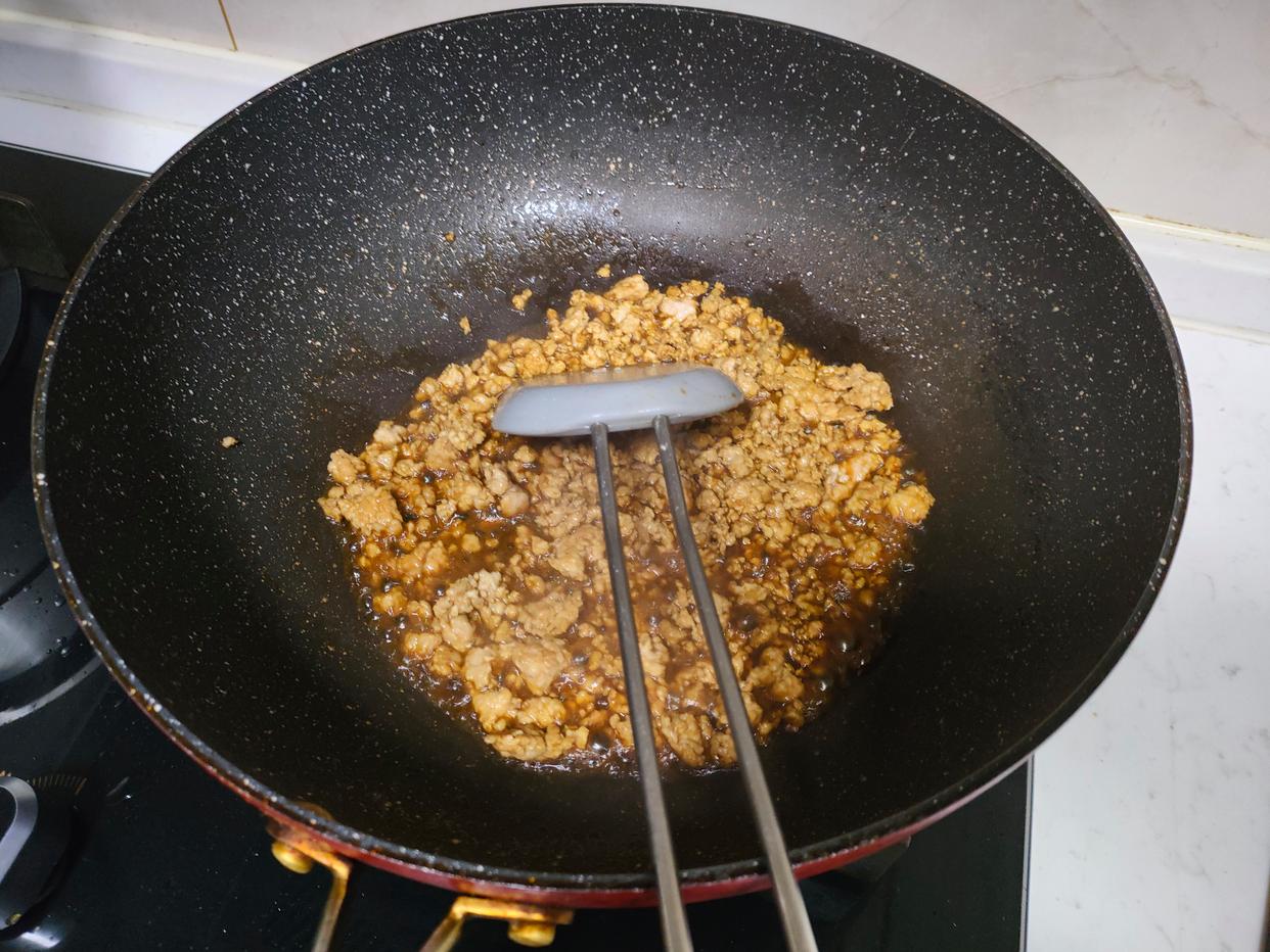 Bữa tối có 4 món này, ai cũng thích: Dễ nấu, ngon miệng nhìn thấy là khen "thật thịnh soạn!"- Ảnh 10.