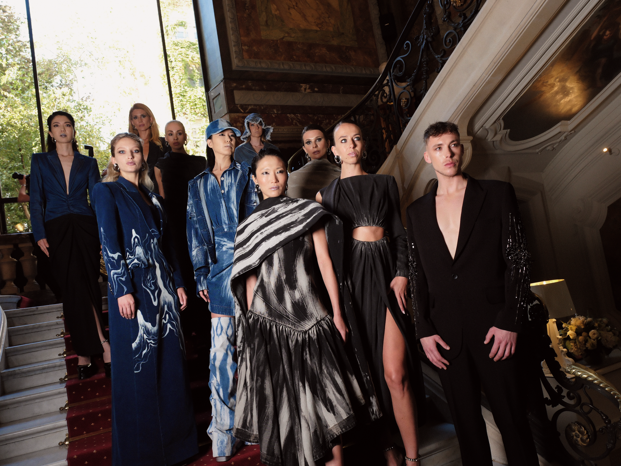 Khi chất liệu denim Việt Nam vươn mình bước ra thế giới, chạm tới Paris Fashion Week- Ảnh 1.