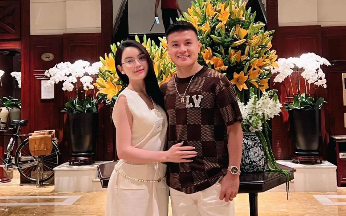 Lực hút drama của Chu Thanh Huyền - vợ cầu thủ Quang Hải- Ảnh 1.