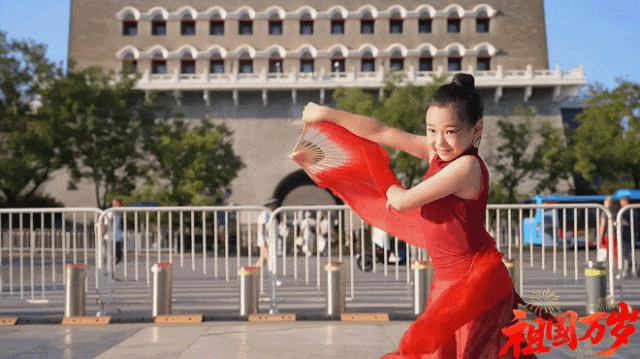 Lý do Tiểu Tửu Oa thành top lưu lượng: Hiện tượng mạng năm 2025 đến từ một tuổi thơ đủ yêu thương- Ảnh 8.