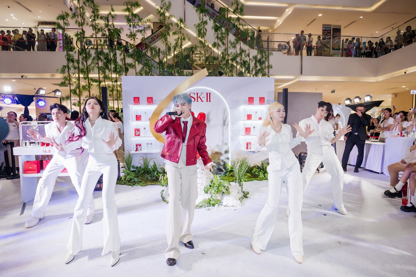 SK-II khởi động mùa lễ hội Crystal Clear Joy bùng nổ với gấu PITEKUMA cùng hai anh trai Quang Hùng MasterD và JSOL- Ảnh 1.