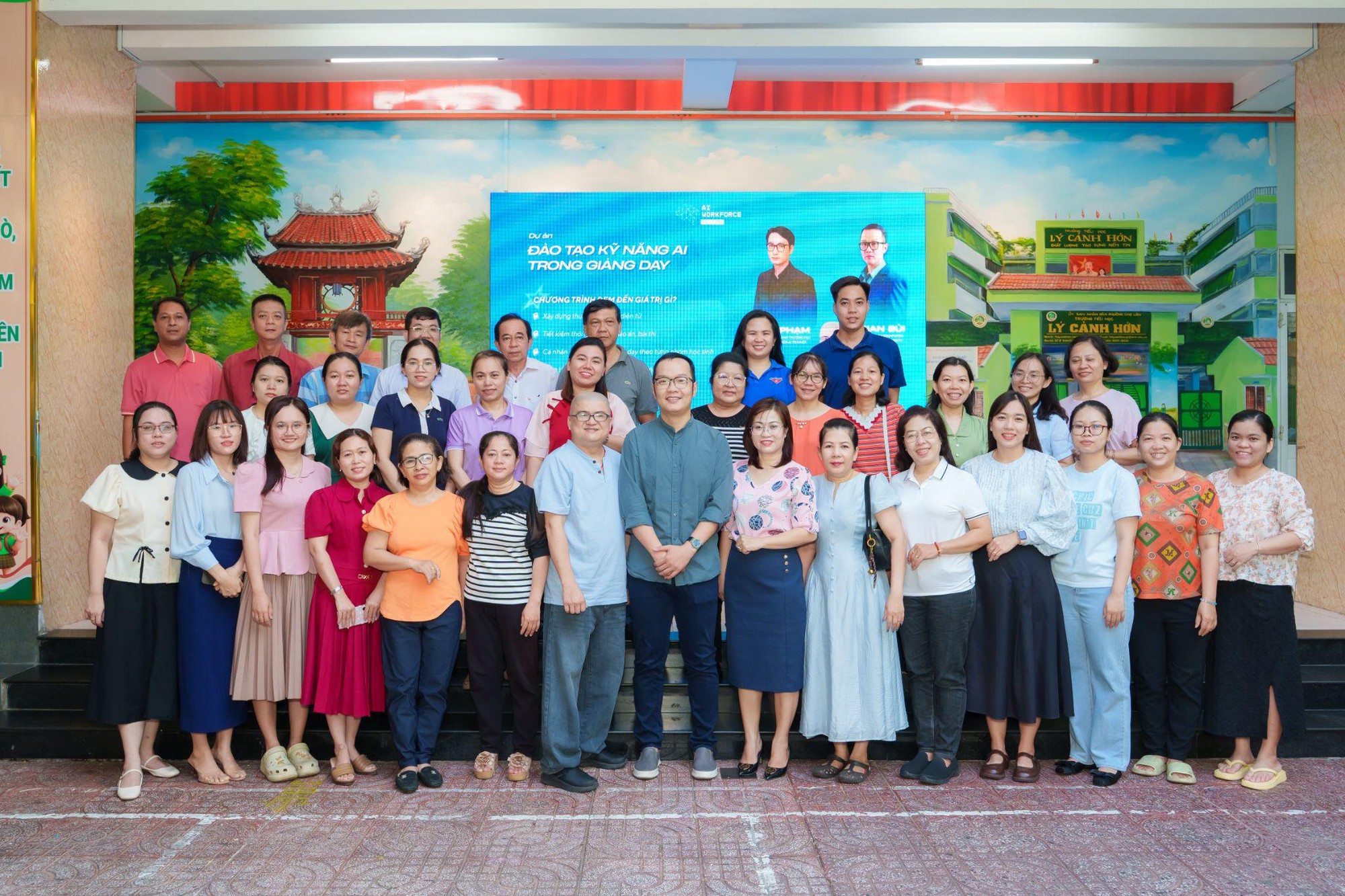 Đưa AI đến gần hơn với giáo viên trên hành trình chuyển đổi số- Ảnh 5.