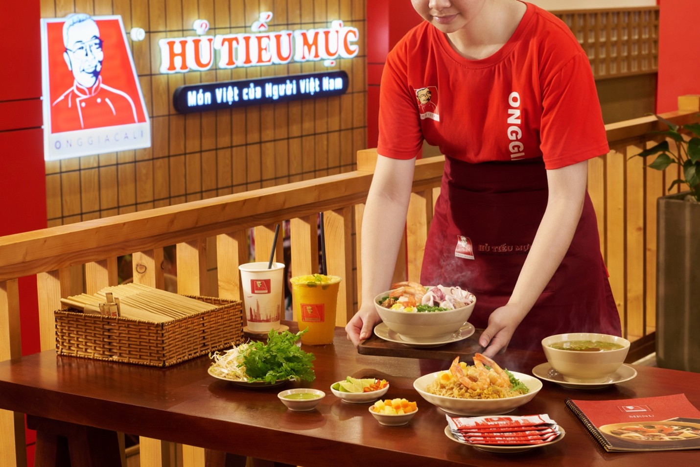 “Hủ tiếu mực Ông Già Cali” và hành trình định danh thương hiệu- Ảnh 3. “Hủ tiếu mực Ông Già Cali” và hành trình định danh thương hiệu- Ảnh 3.