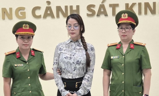 Tình cũ kém 14 tuổi của Trương Ngọc Ánh ở ẩn hơn 1 năm qua- Ảnh 2. Tình cũ kém 14 tuổi của Trương Ngọc Ánh ở ẩn hơn 1 năm qua- Ảnh 2.