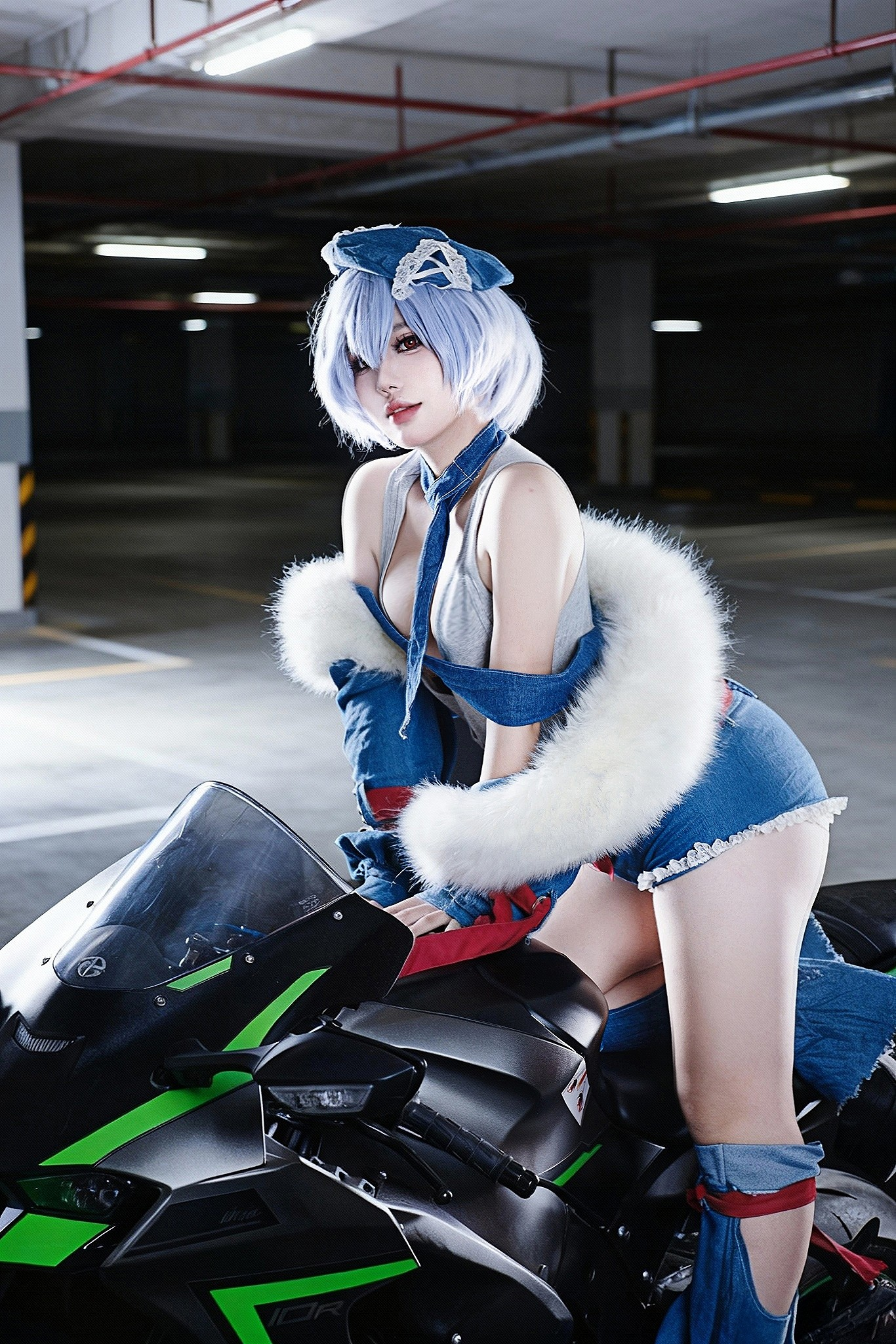 photo-1762016380174 photo-1762016380174