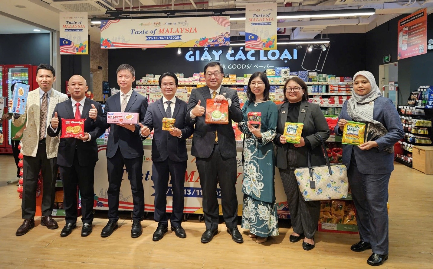 Khai mạc Tuần lễ Ẩm thực Malaysia tại hệ thống siêu thị FUJIMART- Ảnh 4. Khai mạc Tuần lễ Ẩm thực Malaysia tại hệ thống siêu thị FUJIMART- Ảnh 4.