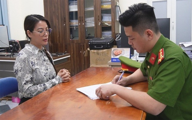 Tình cũ kém 14 tuổi của Trương Ngọc Ánh ở ẩn hơn 1 năm qua- Ảnh 1. Tình cũ kém 14 tuổi của Trương Ngọc Ánh ở ẩn hơn 1 năm qua- Ảnh 1.