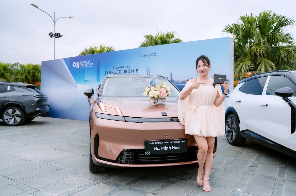 Lynk & Co 08 EM-P: Vì sao khách Việt xuống tiền tỷ nhưng không tiếc?- Ảnh 2.