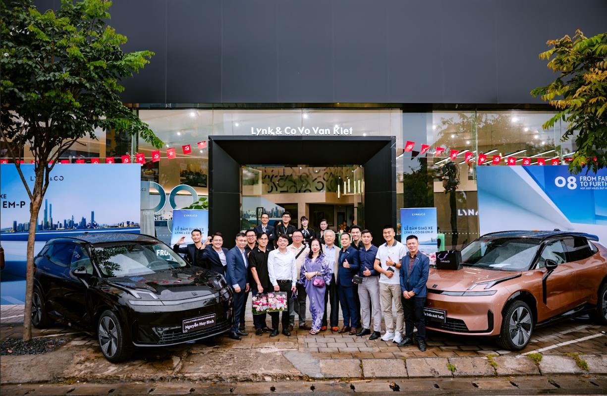 Lynk & Co 08 EM-P "cháy hàng" khi vừa ra mắt tại Việt Nam- Ảnh 4.