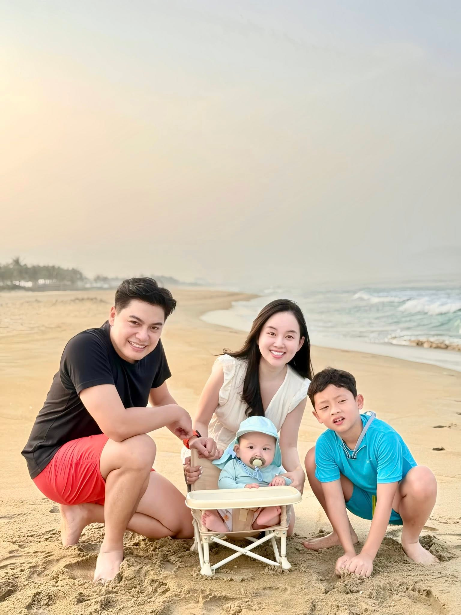 Hạnh phúc viên mãn: Hotmom Ly Kute khoe tin vui mang thai bé thứ 3- Ảnh 8.