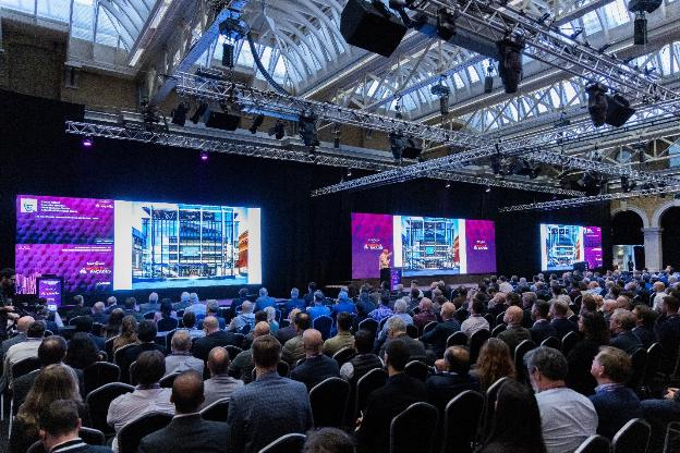 Thương hiệu Việt vươn tầm quốc tế, BM Windows góp mặt tại diễn đàn toàn cầu ở London- Ảnh 2.