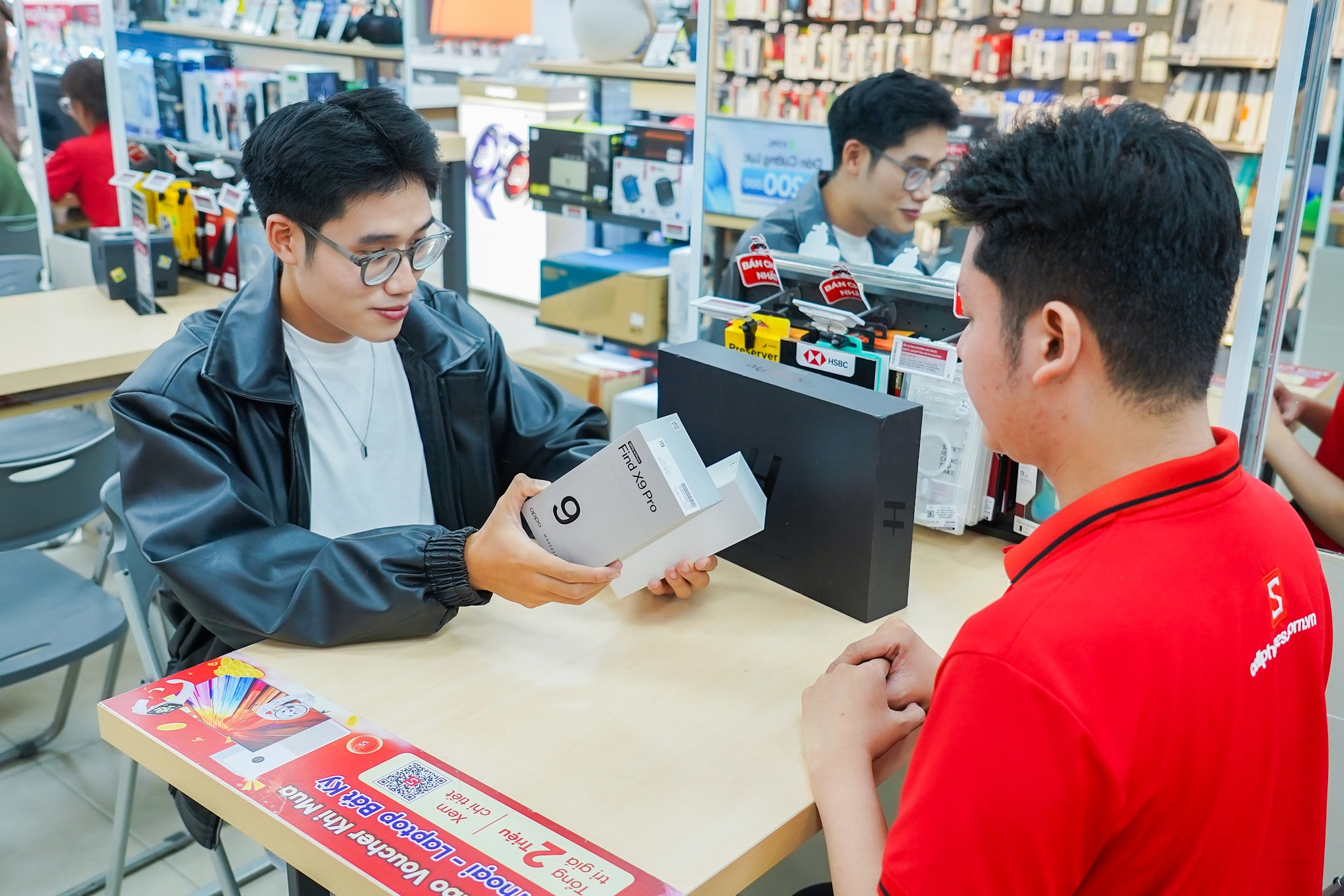 CellphoneS chính thức mở bán OPPO Find X9 series, ưu đãi bộ quà tặng đến 10 triệu- Ảnh 3.