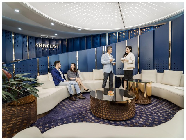 Ngân hàng hạnh phúc và những giá trị cảm xúc trao tới khách hàng- Ảnh 4.