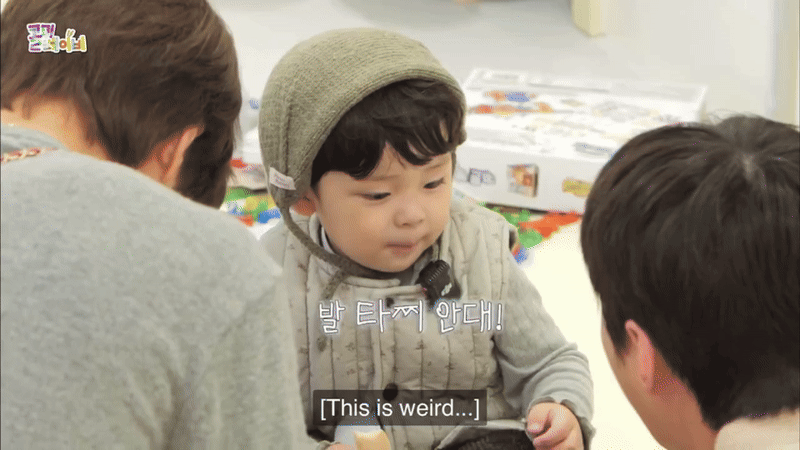 Không ngờ “hoàng tử showbiz” là người như vậy, đến con nít còn sợ đến sang chấn tâm lý? - Ảnh 1.