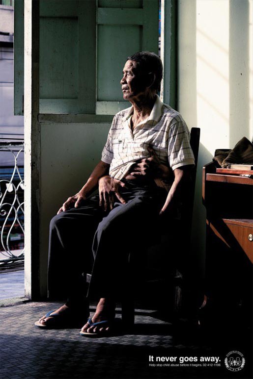 Bộ ảnh gây chấn động: "Nỗi đau theo suốt một đời"- Ảnh 5. Bộ ảnh gây chấn động: "Nỗi đau theo suốt một đời"- Ảnh 5.