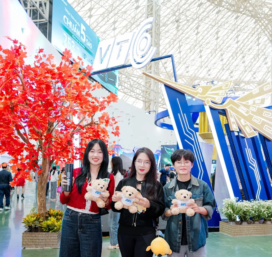 Hành trình ấn tượng của gian hàng VTC tại hội chợ mùa Thu 2025- Ảnh 4.