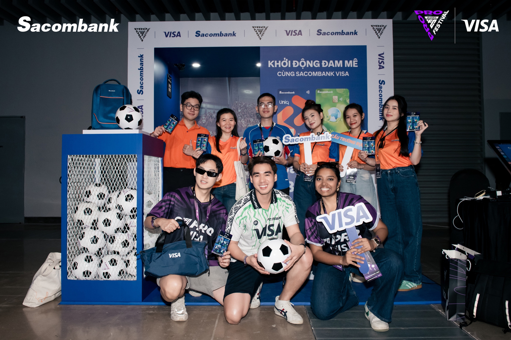Sacombank đồng hành cùng Visa tại sự kiện thể thao điện tử EA SPORTS FC PRO FESTIVAL 2025- Ảnh 2. Sacombank đồng hành cùng Visa tại sự kiện thể thao điện tử EA SPORTS FC PRO FESTIVAL 2025- Ảnh 2.