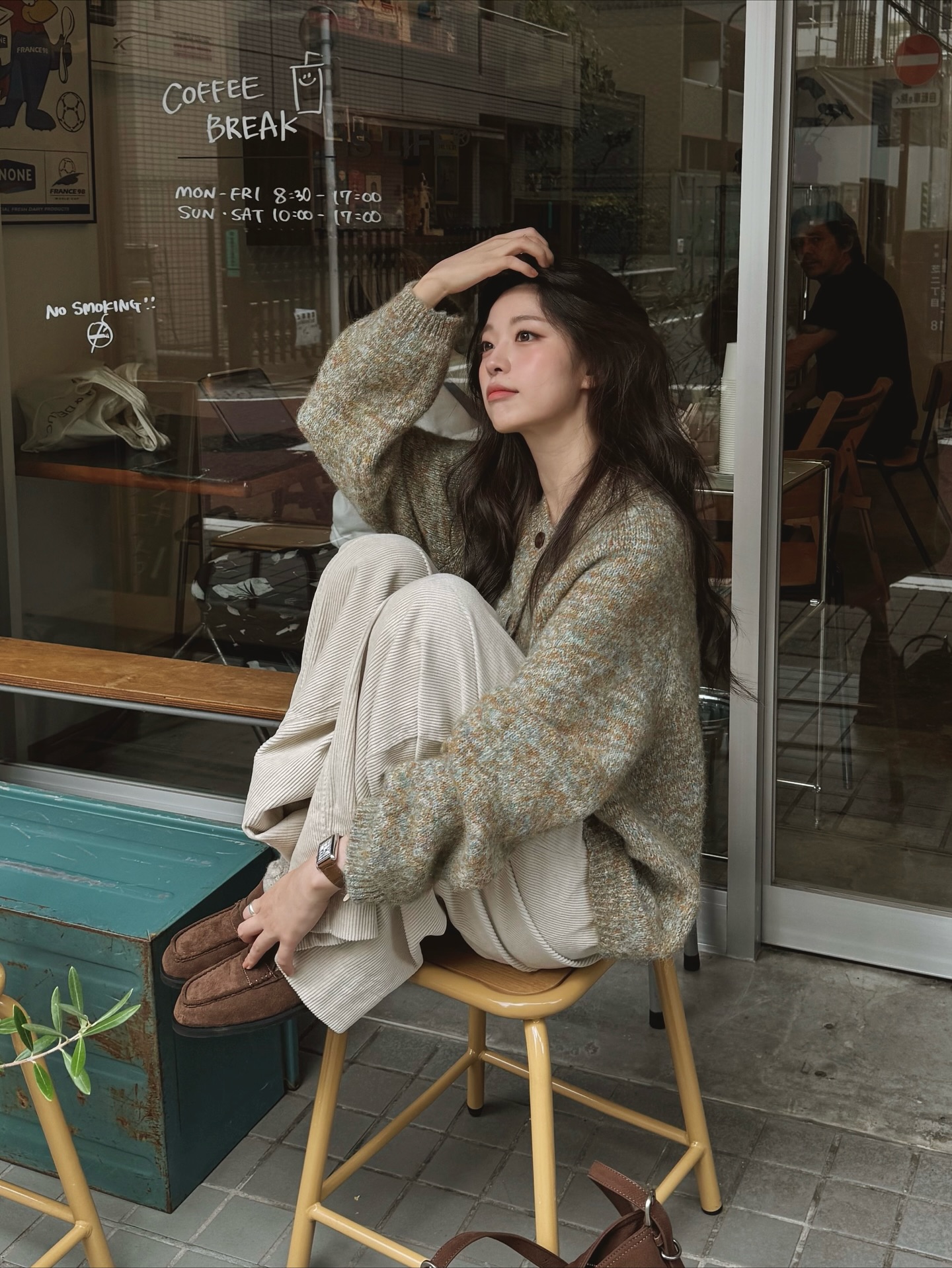 5 xu hướng quần dài thịnh hành nhất hiện tại, trẻ và sang trọng tới nỗi chị em không muốn mặc váy nữa- Ảnh 1.