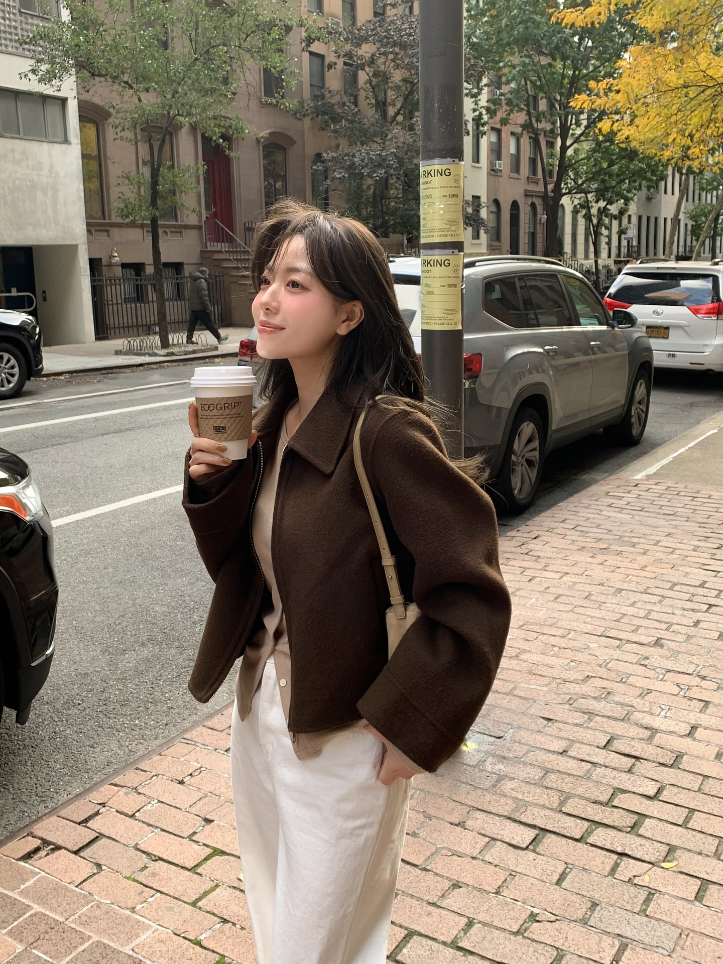 5 mẫu áo khoác hoàn hảo dành cho người cao khiêm tốn, chẳng cần làm gì vẫn sành điệu và tôn dáng- Ảnh 1.