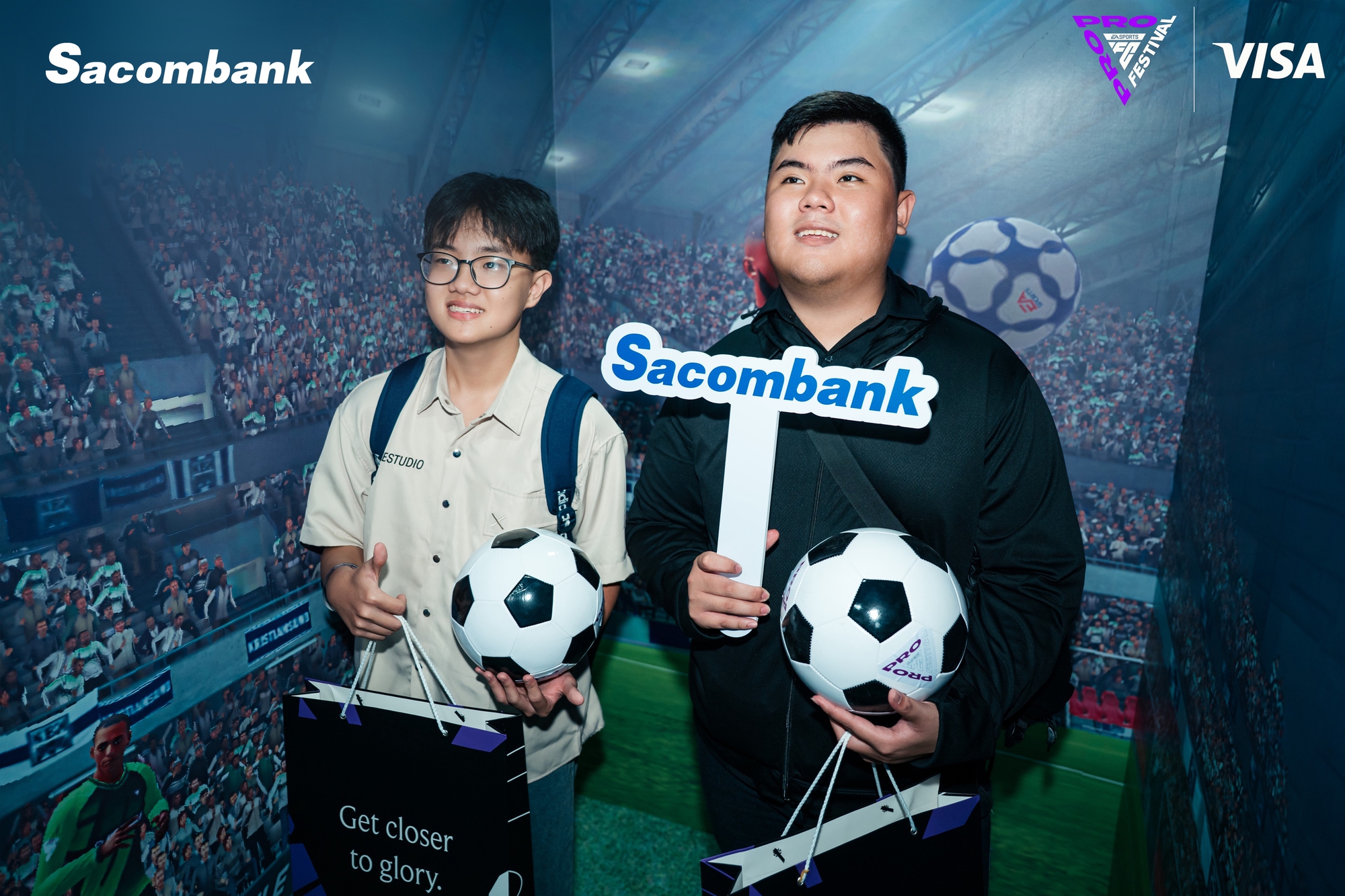 Sacombank đồng hành cùng Visa tại sự kiện thể thao điện tử EA SPORTS FC PRO FESTIVAL 2025- Ảnh 5. Sacombank đồng hành cùng Visa tại sự kiện thể thao điện tử EA SPORTS FC PRO FESTIVAL 2025- Ảnh 5.