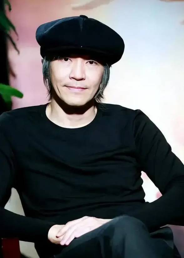 “Vua hài” bị tố thấy tiền sáng mắt, vong ân phụ nghĩa- Ảnh 2. “Vua hài” bị tố thấy tiền sáng mắt, vong ân phụ nghĩa- Ảnh 2.