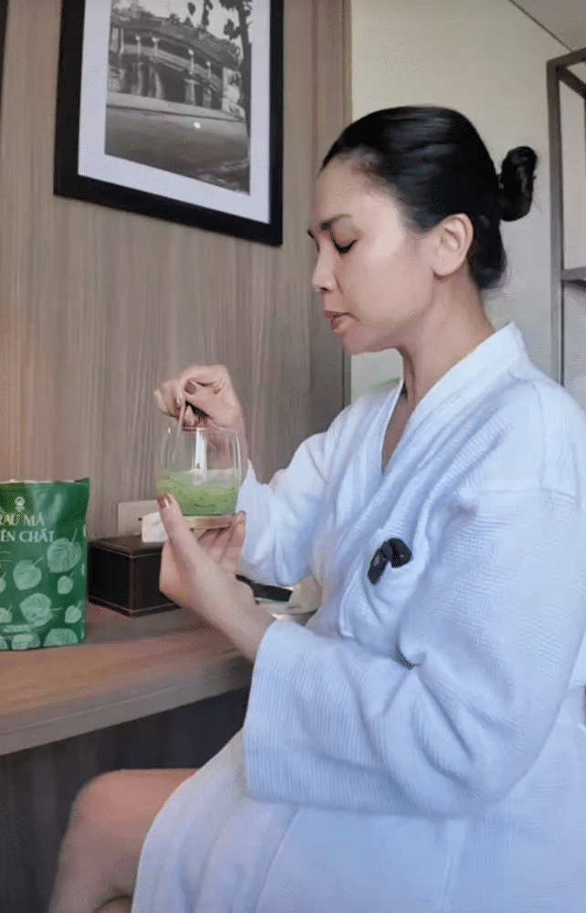 Học theo "chị bán gạo" cách đắp mặt nạ dưỡng ẩm: Làn da tuổi 35 nhận được cái kết bất ngờ- Ảnh 2.