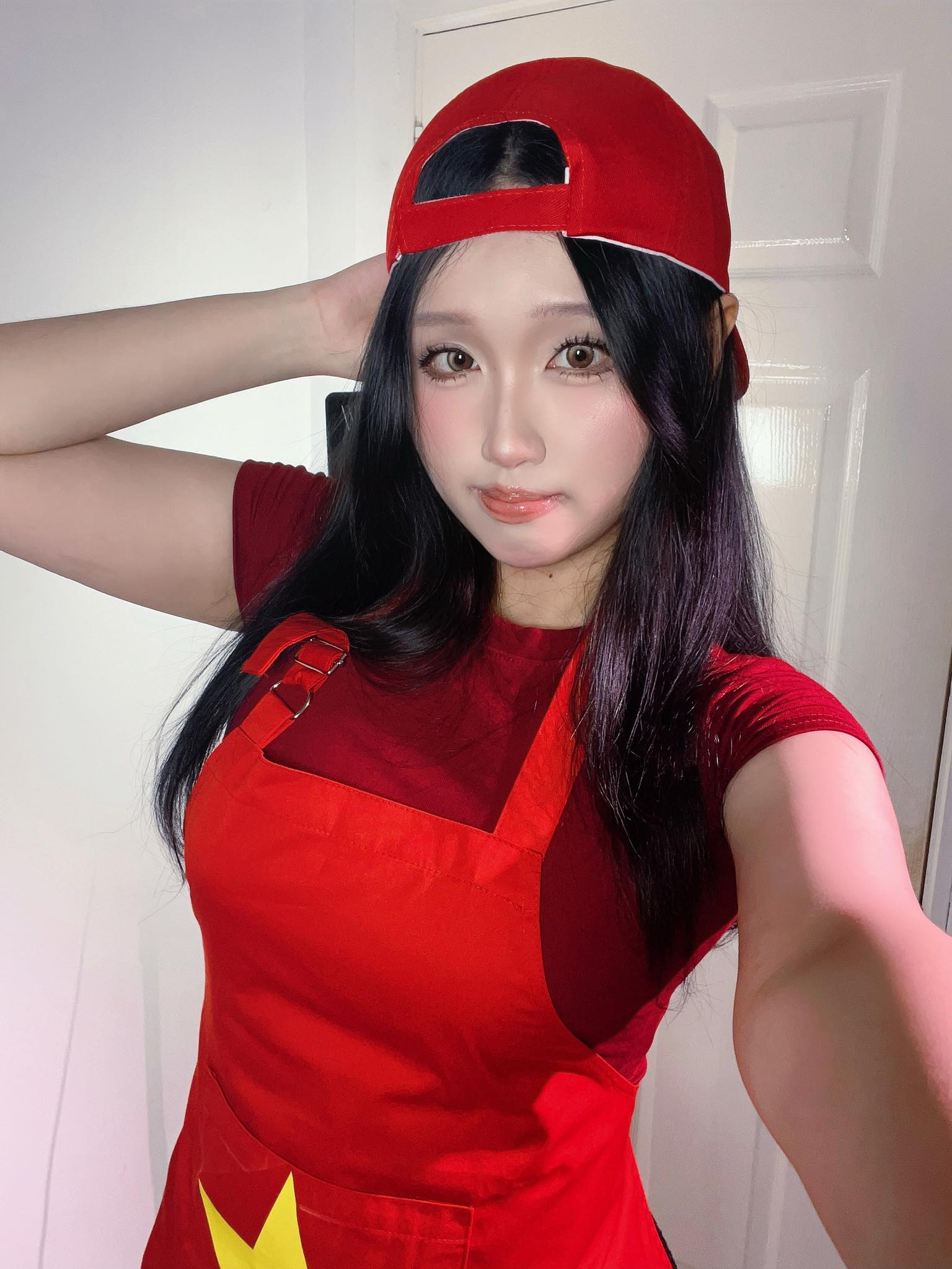 photo-1763001734634 photo-1763001734634