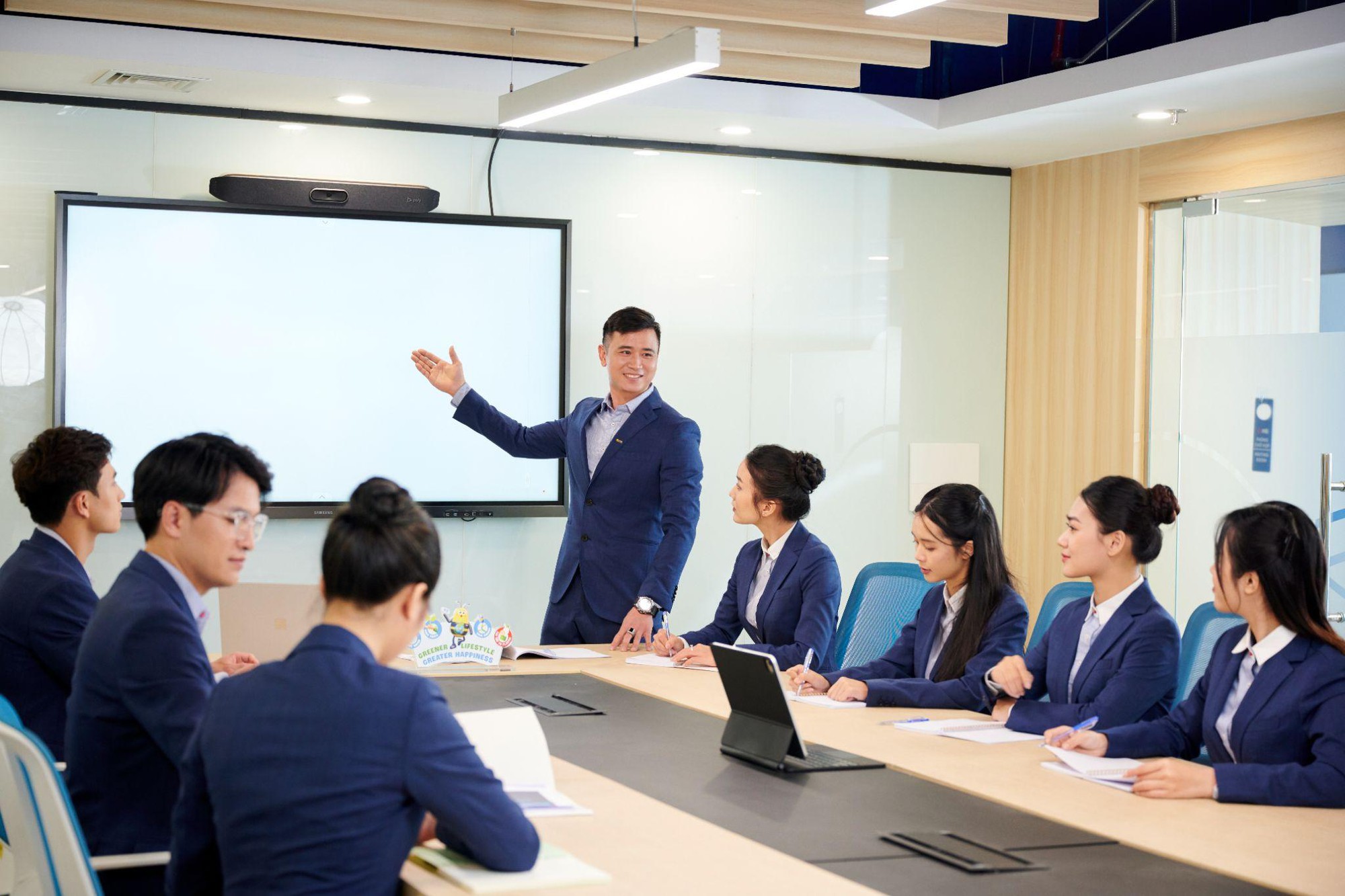 Hành trình 31 năm gieo niềm tin, gặt hạnh phúc của ngân hàng MB- Ảnh 2. Hành trình 31 năm gieo niềm tin, gặt hạnh phúc của ngân hàng MB- Ảnh 2.