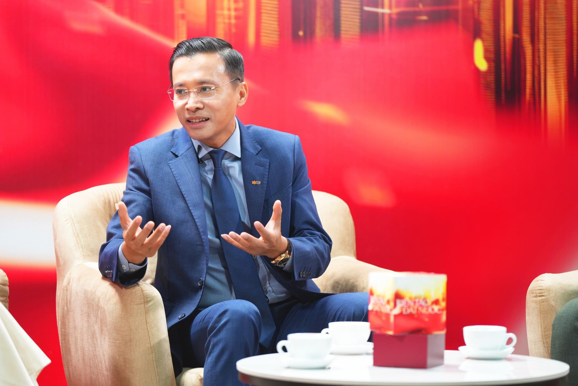 Hành trình 31 năm gieo niềm tin, gặt hạnh phúc của ngân hàng MB- Ảnh 3. Hành trình 31 năm gieo niềm tin, gặt hạnh phúc của ngân hàng MB- Ảnh 3.