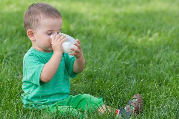 Lượng sữa phù hợp cho trẻ theo từng giai đoạn để không cản trở phát triển của con- Ảnh 3. Lượng sữa phù hợp cho trẻ theo từng giai đoạn để không cản trở phát triển của con- Ảnh 3.