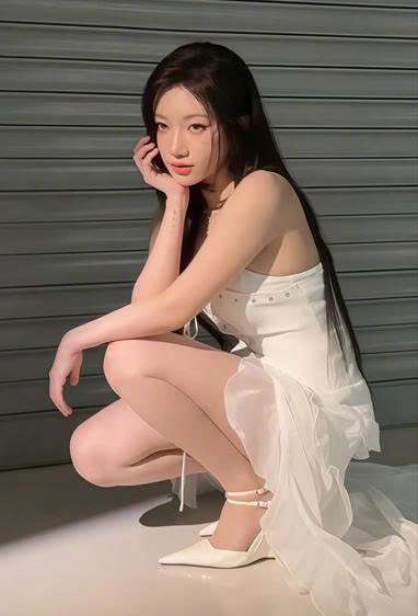 Gương mặt "vàng" làng V-biz đưa trend Việt gây "bão" quốc tế- Ảnh 6.