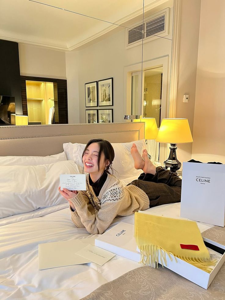 6 khoản mà phụ nữ sau tuổi 35 bắt buộc phải chi – nếu không muốn cuộc sống ngày càng áp lực hơn- Ảnh 2. 6 khoản mà phụ nữ sau tuổi 35 bắt buộc phải chi – nếu không muốn cuộc sống ngày càng áp lực hơn- Ảnh 2.